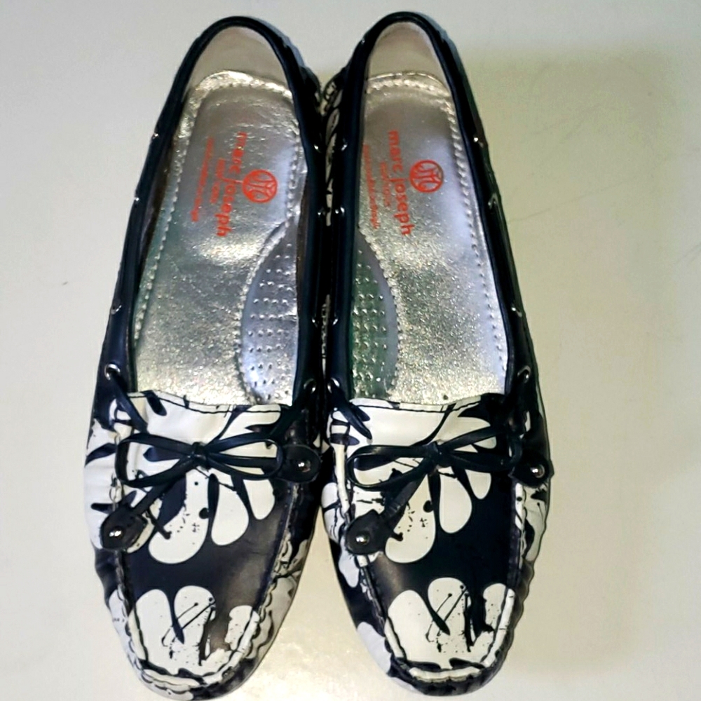 Marc Joseph New York women's 8 blue and white island floral leather loaf…
